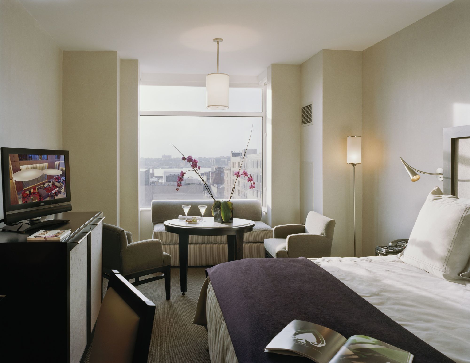 Gansevoort Meatpacking Hotel New York Exterior foto A room at the hotel
